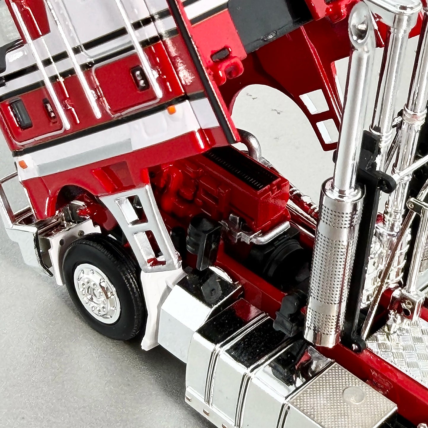 Diecast Alloy Model 1:64 Kenworth K200 Prime Mover